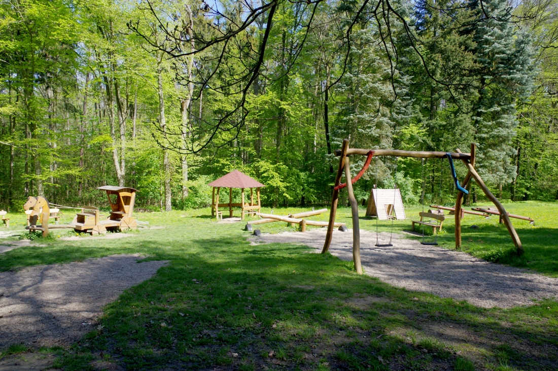 17-05-03-kunraticky-les-122.jpg (909 KB)